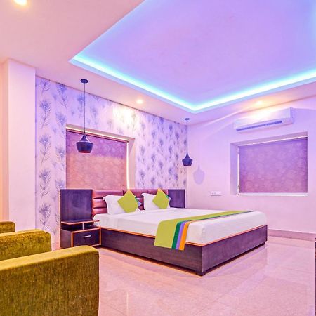 Hotel Treebo The Bollywood Bhubaneswar Zewnętrze zdjęcie