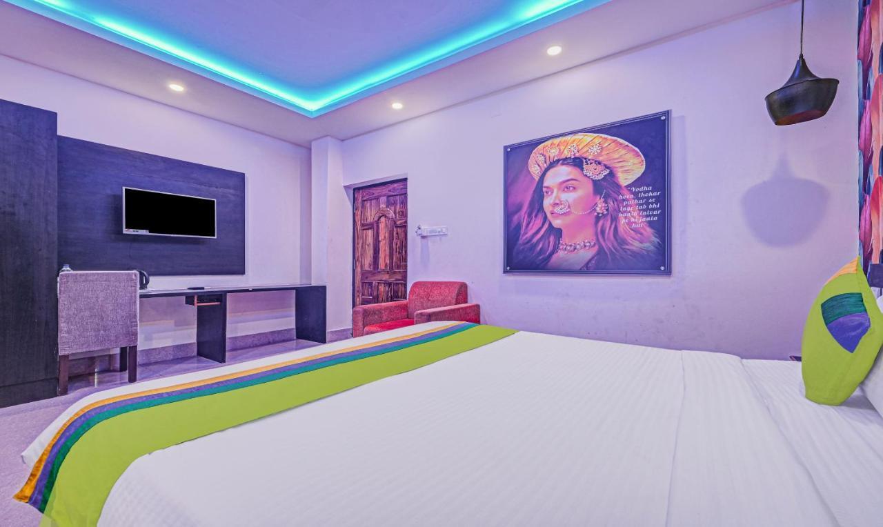 Hotel Treebo The Bollywood Bhubaneswar Zewnętrze zdjęcie