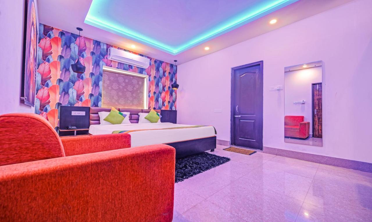 Hotel Treebo The Bollywood Bhubaneswar Zewnętrze zdjęcie