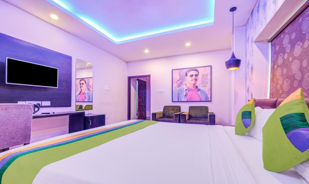 Hotel Treebo The Bollywood Bhubaneswar Zewnętrze zdjęcie